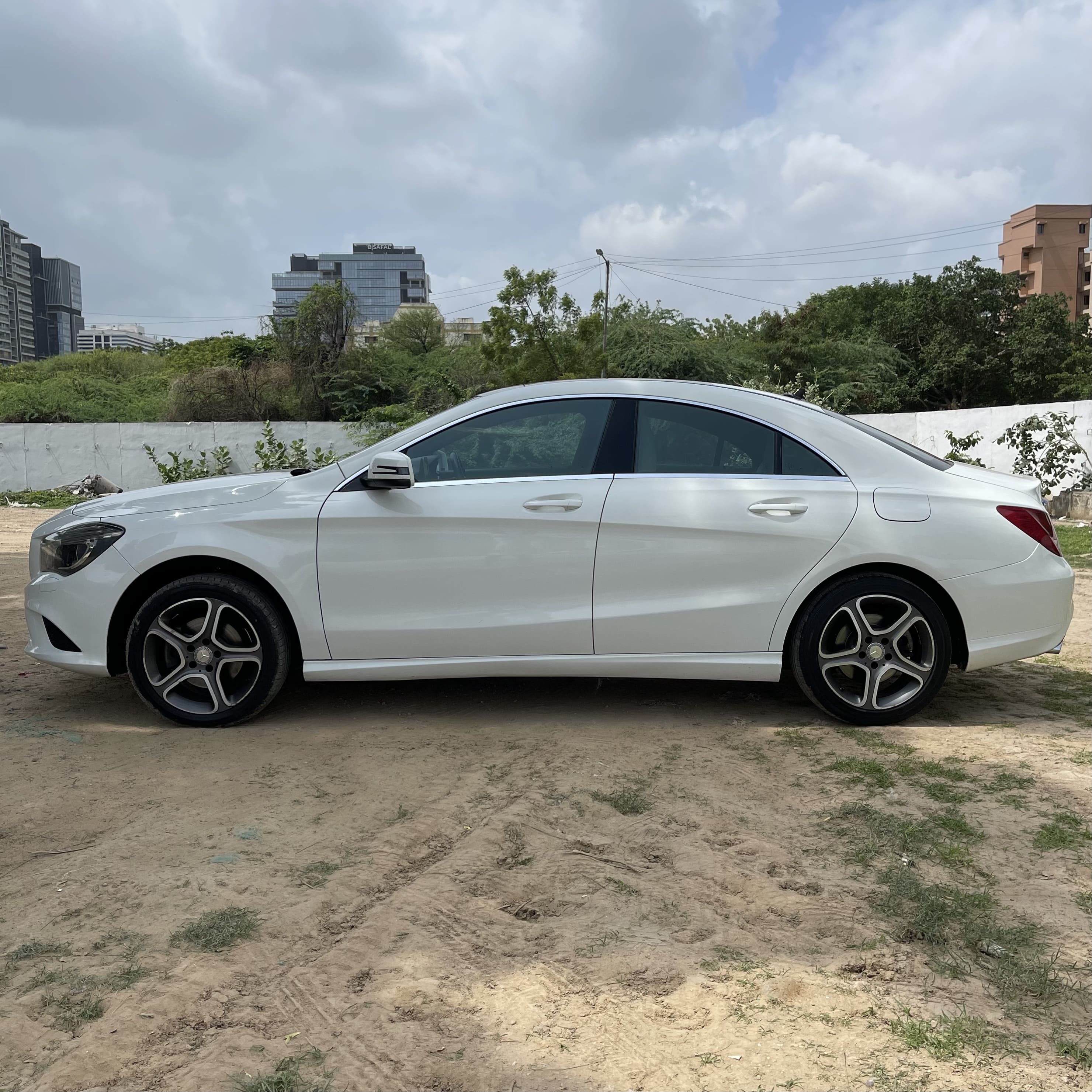 KFS Multi Brand Car Dealer