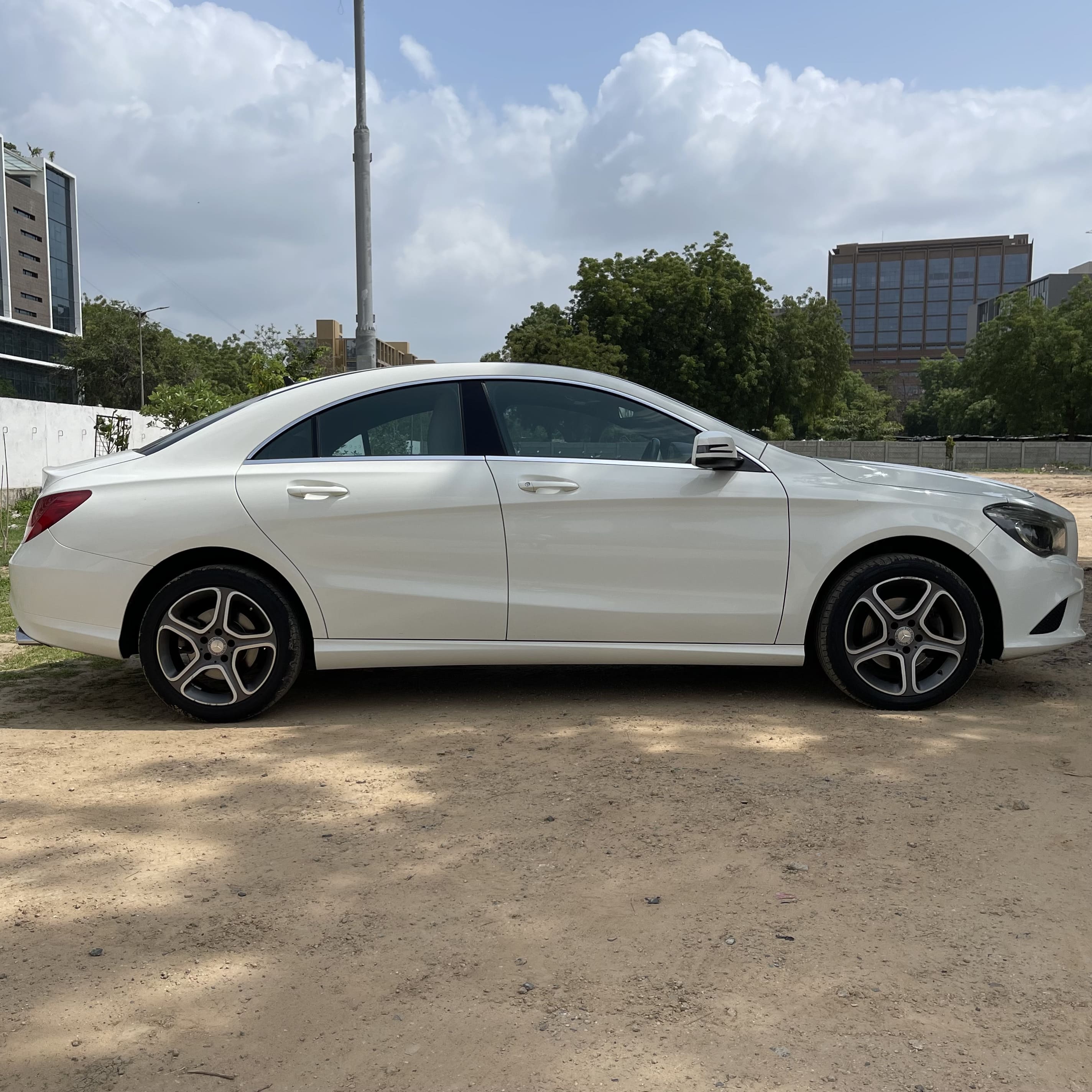 KFS Multi Brand Car Dealer